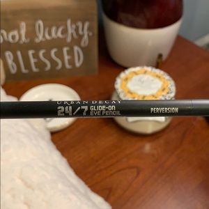 Urban Decay Glide on Eye Pencil
